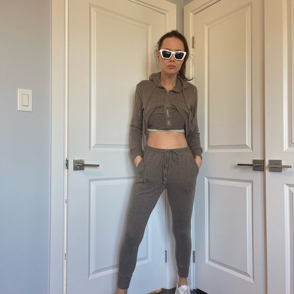 two piece jogger and zippy - Picture 10 of 13